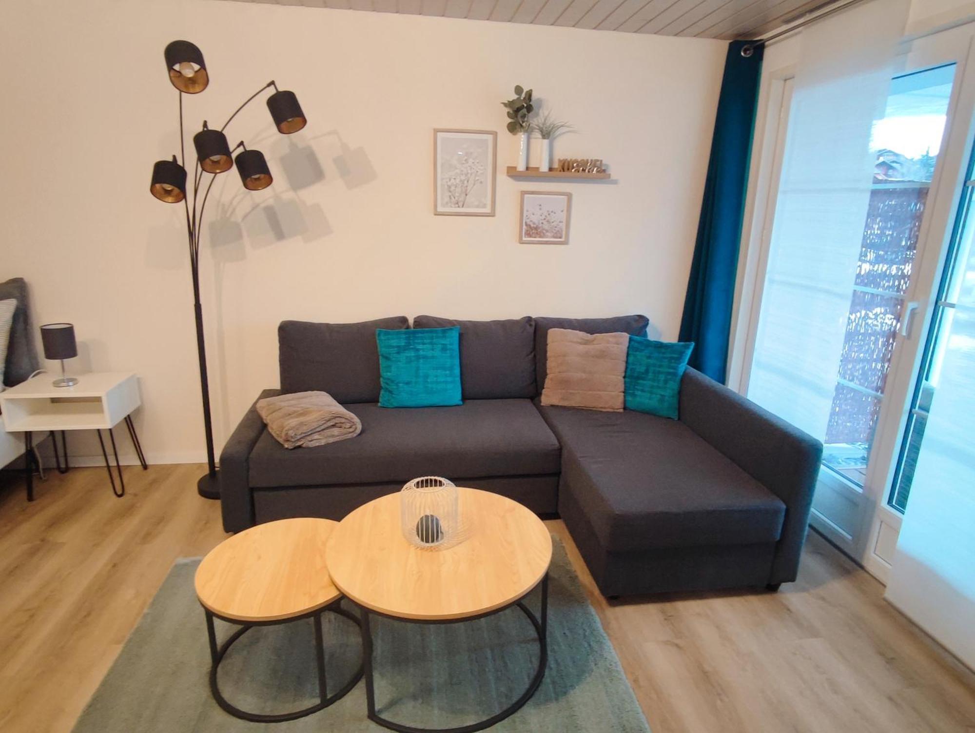 Kleine Auszeit - 2-Zimmer Ferienwohnung Spiez Exterior photo